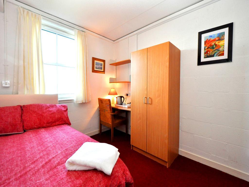 The Waterfront Hostel Greenock Kamer foto